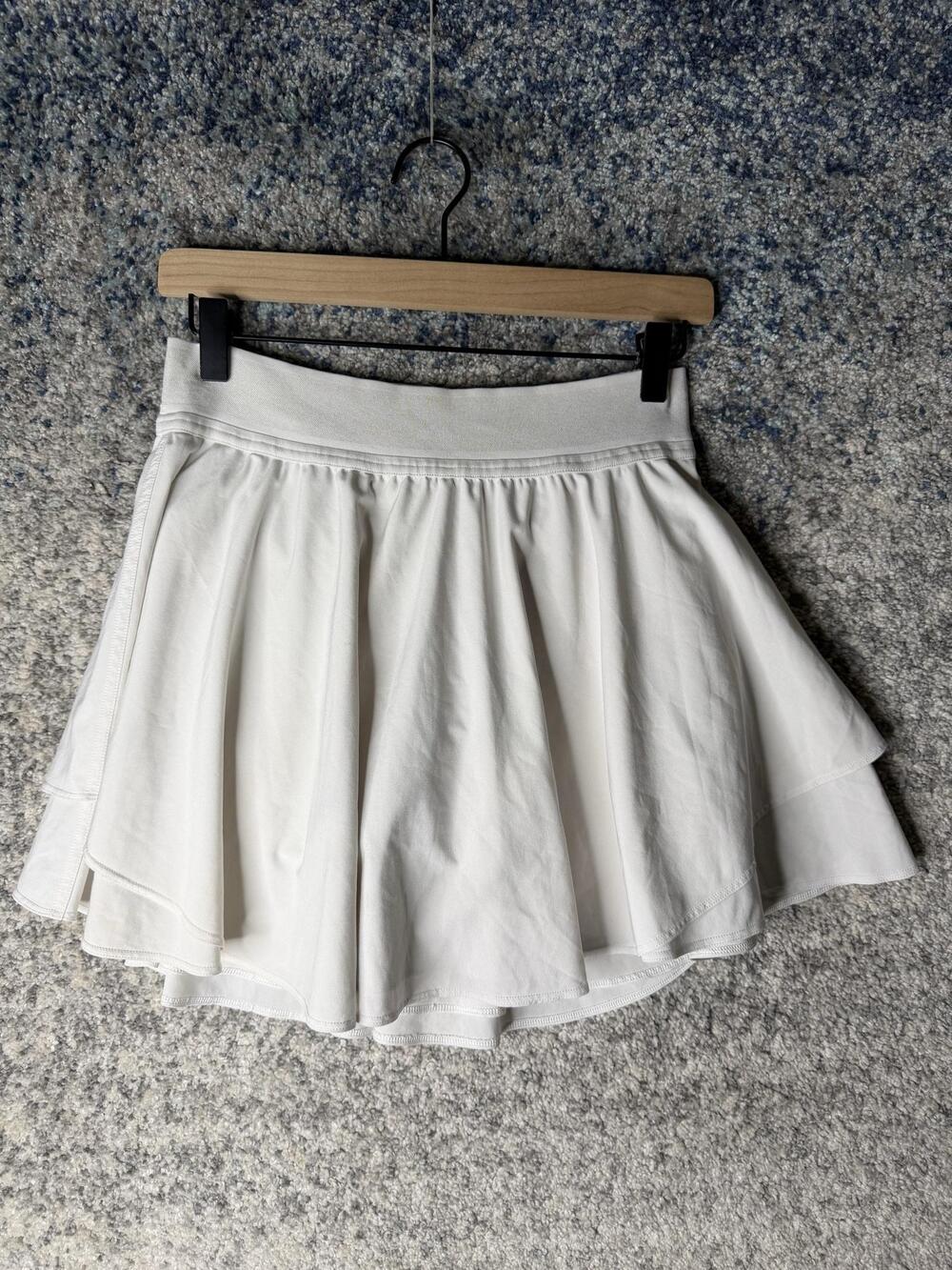 Lululemon Skort Womens 6 White Athletic Running Tennis Skirt Built In Shorts